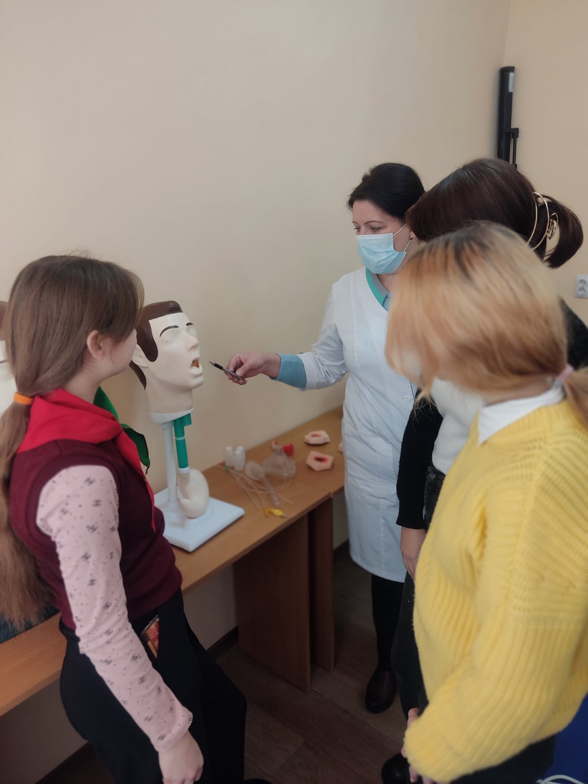С 22 ноября по 27 декабря в УЗ «Щучинская ЦРБ» прошли профориентационные экскурсии
